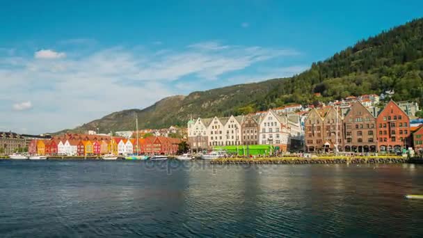 Bryggen városrészben, Bergen fő látványossága - Felvétel, videó