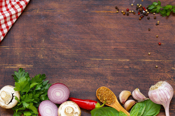 Jedzenie, zdrowe jedzenie warzyw i ziół - Zdjęcie, obraz