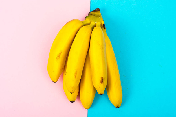 Joukko kypsiä makea Baby Banana
 - Valokuva, kuva