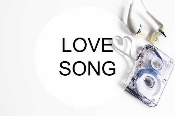 love song háttér om audio kazetta szalag alakú szív - Fotó, kép