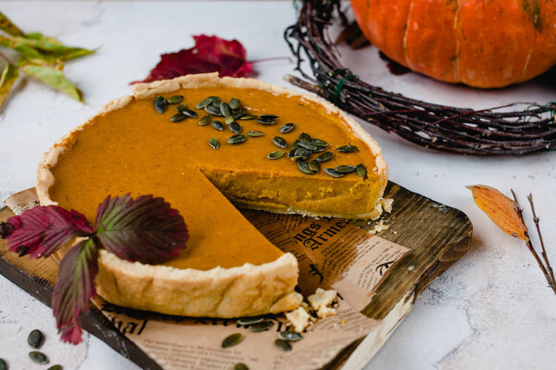 Sliced pumpkin pie  - Foto, Imagen