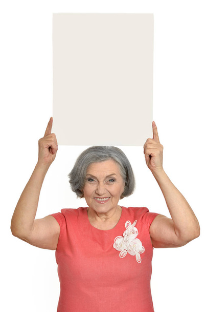  anciana con tarjeta en blanco
 - Foto, Imagen