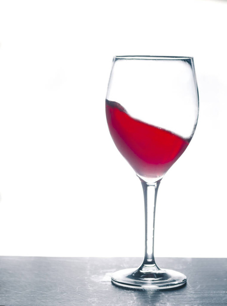 Red Wine In Glass - Foto, immagini