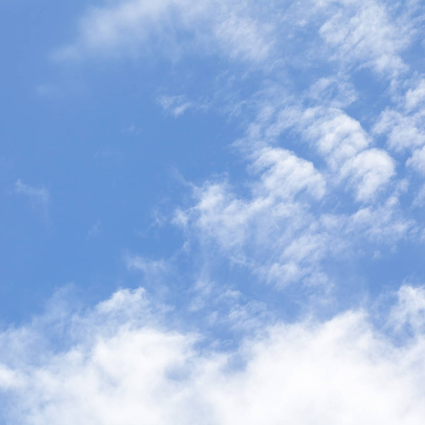 Fondo natural del cielo azul
 - Foto, Imagen