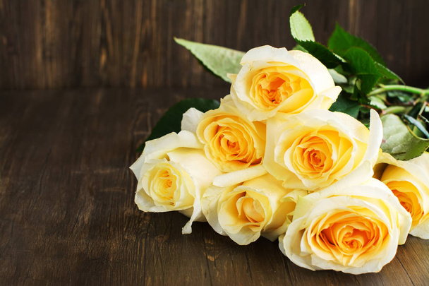 Belles roses jaunes
 - Photo, image
