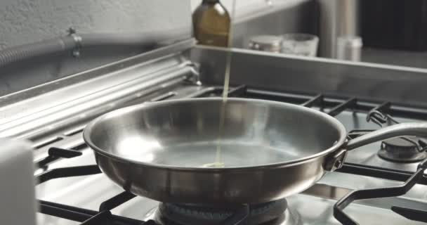 Pırasa ve parmesan risotto video pişirme - Video, Çekim