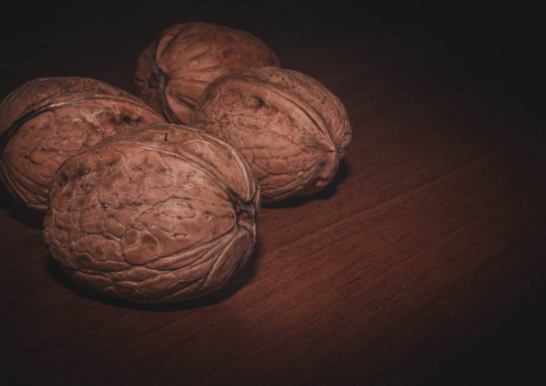 Walnuts. Vitamins for the brain. - Foto, immagini