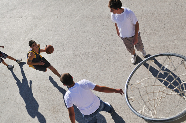 Street basketball, playing basketball outdoor - Zdjęcie, obraz