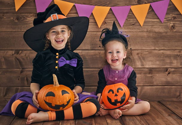 witches with pumpkins - Valokuva, kuva