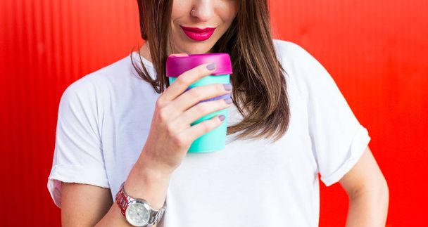 Woman with a coffee mug - Фото, изображение