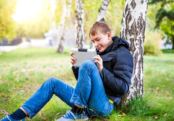 Teenager with Tablet Computer - Fotografie, Obrázek