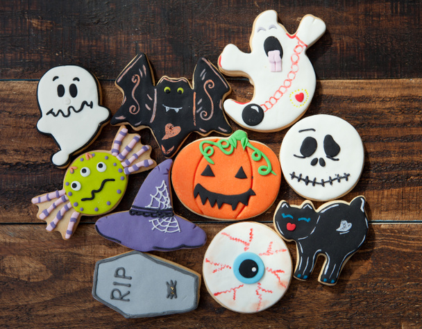 Смешное печенье на Хэллоуин
  - Фото, изображение
