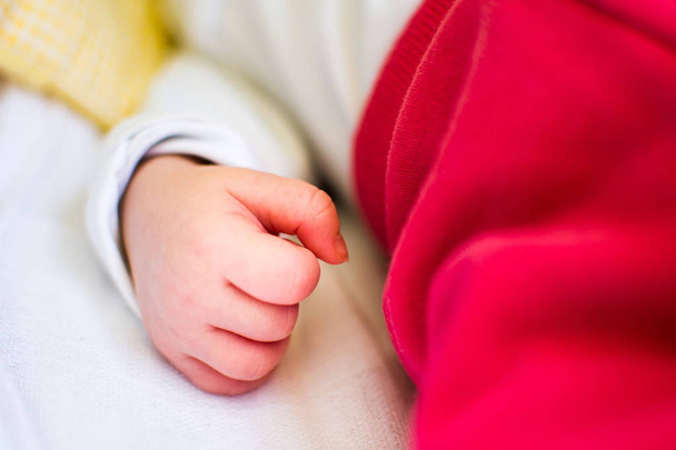 Kaksi kuukautta vauva tyttö käsi lähikuva
 - Valokuva, kuva