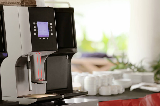 Moderne koffiezetapparaat - Foto, afbeelding
