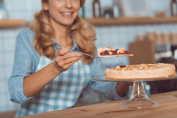 waitress with pie in cafe - Photo, Image