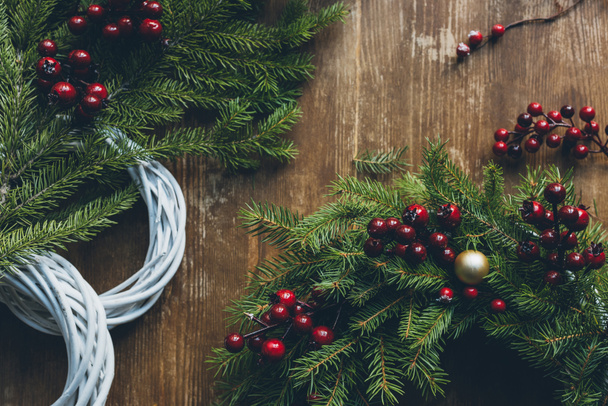 Christmas wreaths with fir - Fotografie, Obrázek