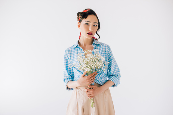 aistillinen aasialainen nainen kukkakimppu
 - Valokuva, kuva
