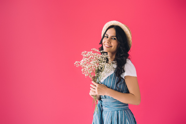 smiling woman with bouquet of flowers - Fotografie, Obrázek