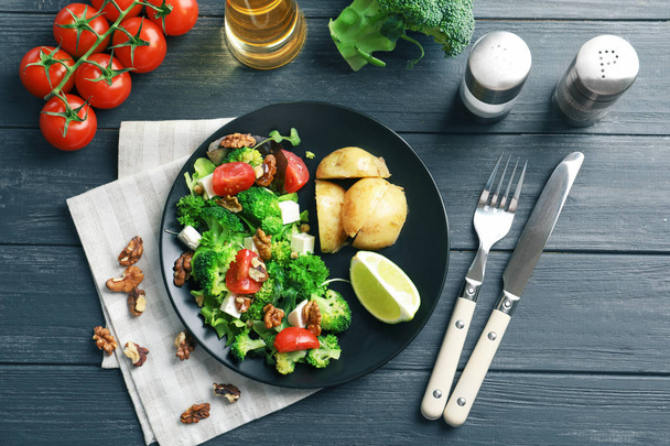 Composition with broccoli salad on wooden background - Foto, Imagem