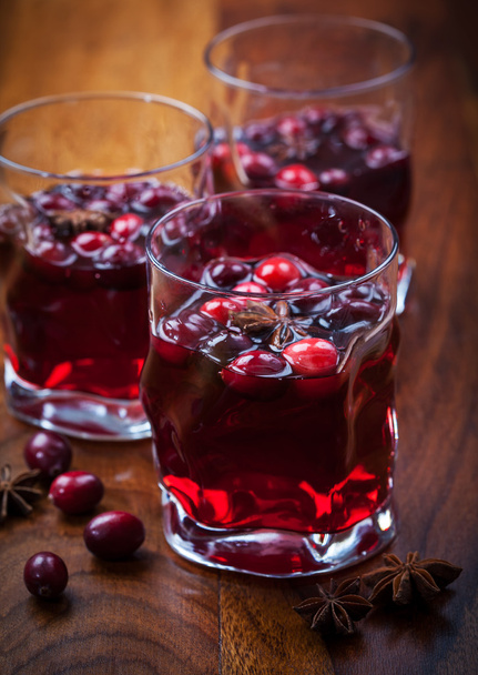 Hot drink with cranberries for - Zdjęcie, obraz