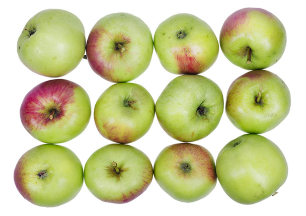 een dozijn gewone groene appels - Foto, afbeelding