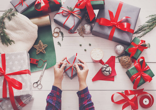 Creative hobby. Wrapping modern handmade christmas present box - Foto, Imagen