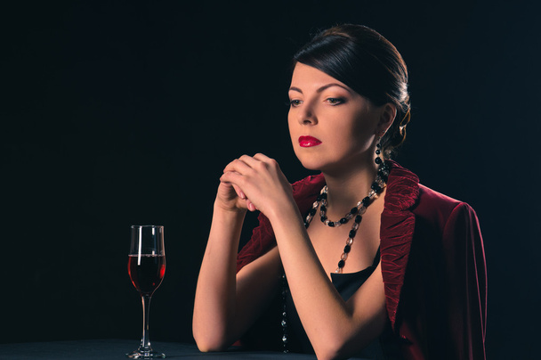 woman and wine - Valokuva, kuva