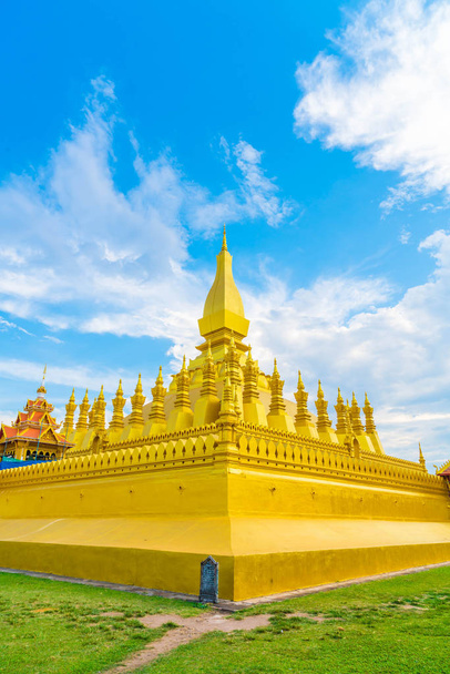 Beautiful Architecture at Pha That Luang,Vientiane, Laos. - Foto, Imagen