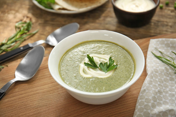 fresh kale soup - Foto, Bild
