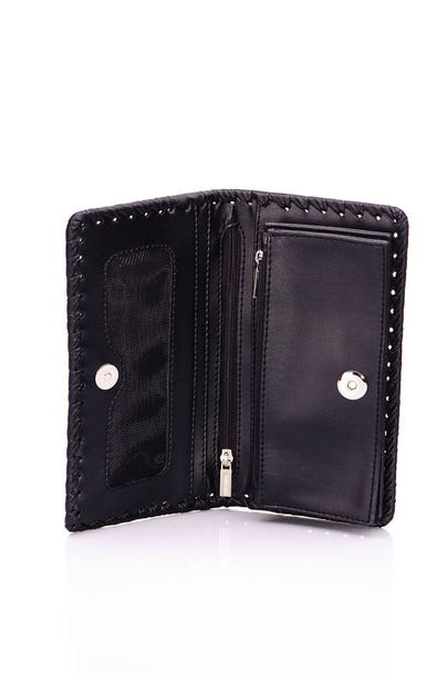 Jedna kožená peněženka na bílém pozadí - Fotografie, Obrázek