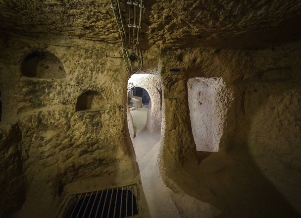 Kaymakli υπόγεια πόλη εμπεριέχεται η Ακρόπολη της Kaymakli με την Κεντρική Ανατολία περιοχή της Τουρκίας - Φωτογραφία, εικόνα