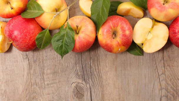 pile of fresh apples - Fotografie, Obrázek