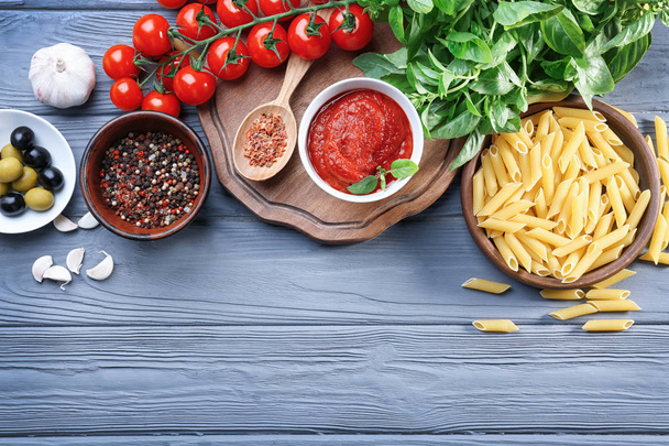 tasty tomato sauce for pasta  - Фото, изображение