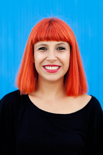 Giovane donna dai capelli rossi
 - Foto, immagini