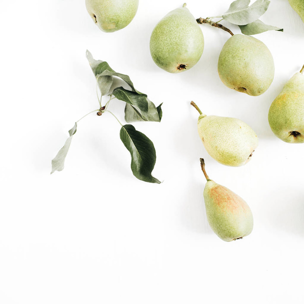 Minimal pears fruit and leaves pattern - Фото, изображение