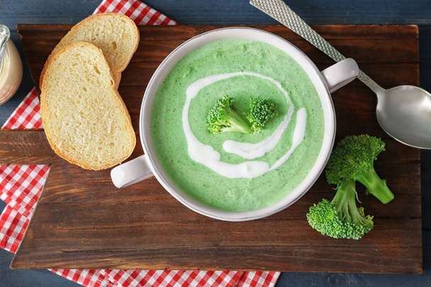 broccoli cheese soup - Zdjęcie, obraz