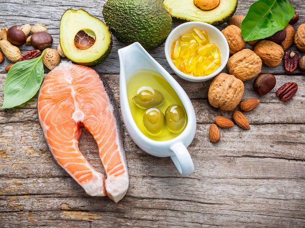 Selectie voedselbronnen van omega-3 en onverzadigde vetten. Superfoo - Foto, afbeelding