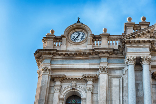 A homlokzat a Church of Our Lady of rózsafüzér, Pompei, Olaszország - Fotó, kép