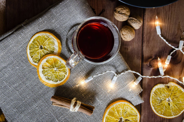 Mulled wine with apple and orange - Fotografie, Obrázek