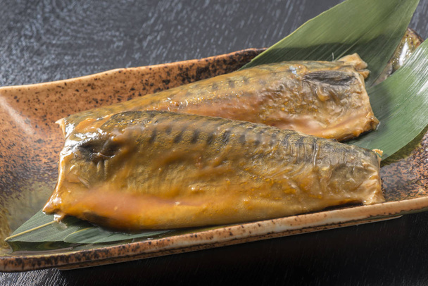 Πιάτο νοστιμότατο ψάρι στην Ιαπωνία - Φωτογραφία, εικόνα