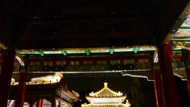 Китайские павильоны древней архитектуры ночью
. - Кадры, видео
