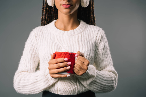 african american girl holding cup - Фото, зображення