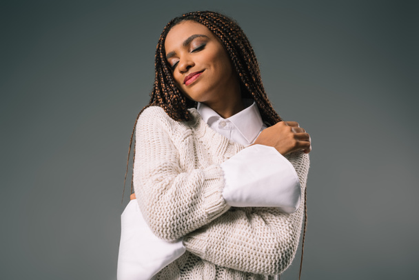 dívka v elegantní pletený svetr - Fotografie, Obrázek