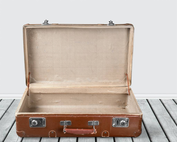 Empty Vintage Suitcase - 写真・画像