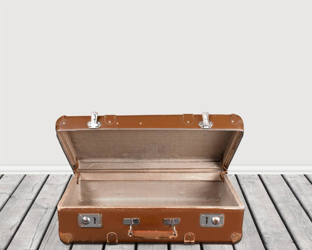 Empty Vintage Suitcase - Fotoğraf, Görsel