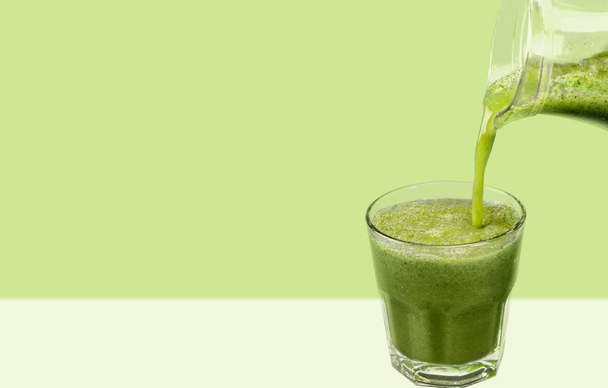 Healthy green smoothie - Zdjęcie, obraz
