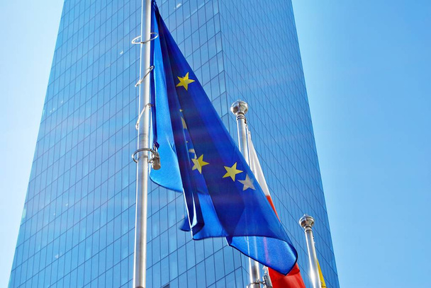 Poolse en Europese Unie vlaggen  - Foto, afbeelding