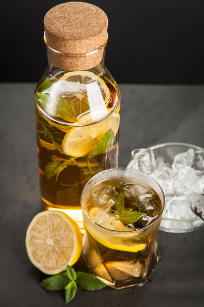 chá de gelo com limão e hortelã - Foto, Imagem