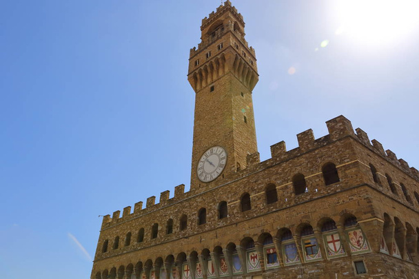 Palazzo Vecchio at the Piazza della Signoria in Florence Italy - Фото, зображення