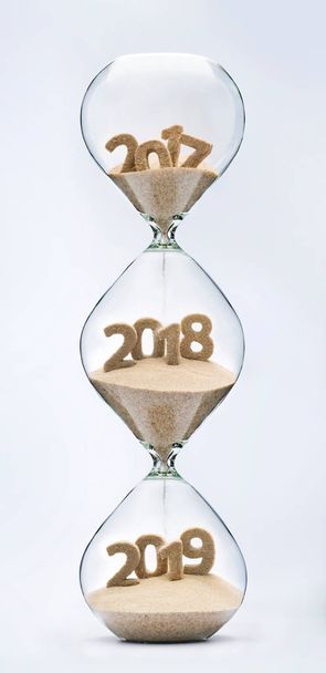 Passando para o Ano Novo 2018, 2019
 - Foto, Imagem